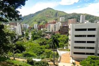 Cerro y ciudad de Cali